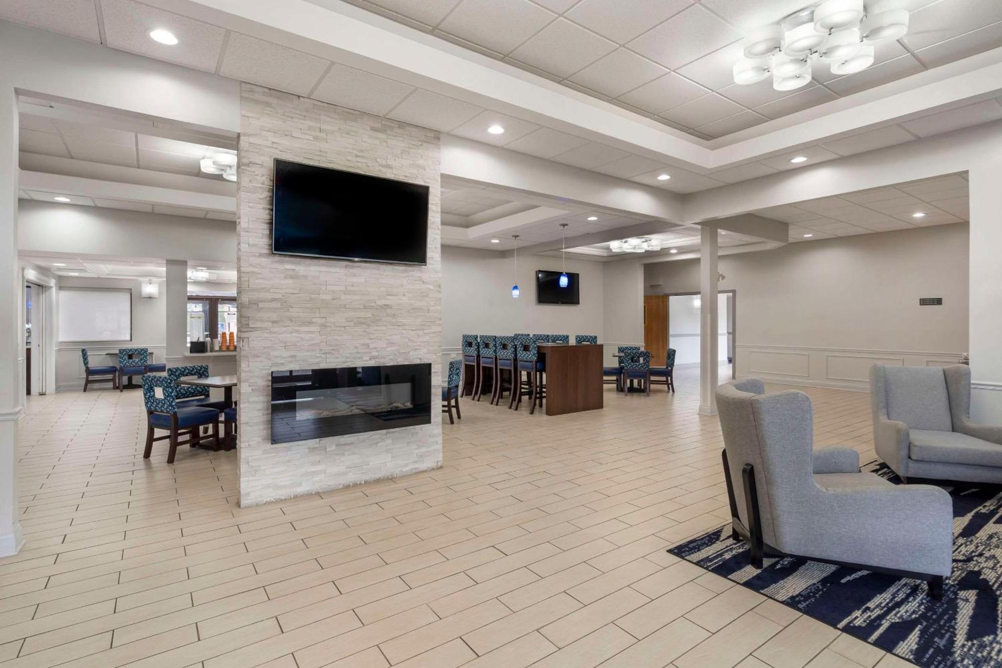 Comfort Inn & Suites Mundelein-Vernon Hills Zewnętrze zdjęcie